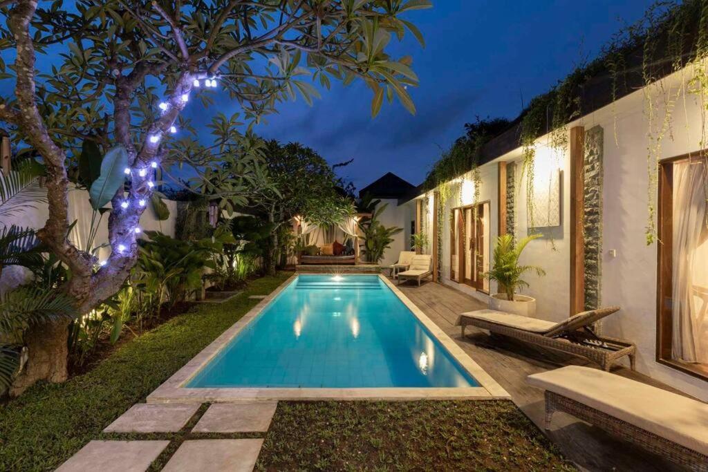 Elvano Villa In Heart Of Seminyak And Near Beach Exterior photo